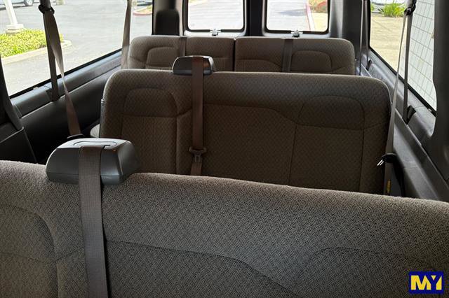 Used 2023 Chevrolet Express 3500 LT w/ LT Preferred Equipment Group RWD image 18