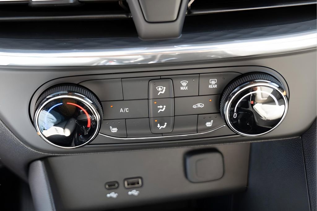 New 2026 Buick Encore GX Preferred w/ Advanced Technology Package FWD image 16