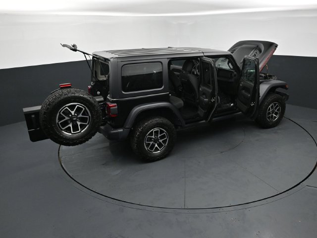 Used 2024 Jeep Wrangler Unlimited Rubicon w/ Capability Package AWD/4WD image 30