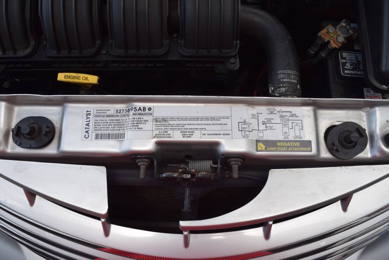 Used 2006 Chrysler PT Cruiser Touring FWD image 46
