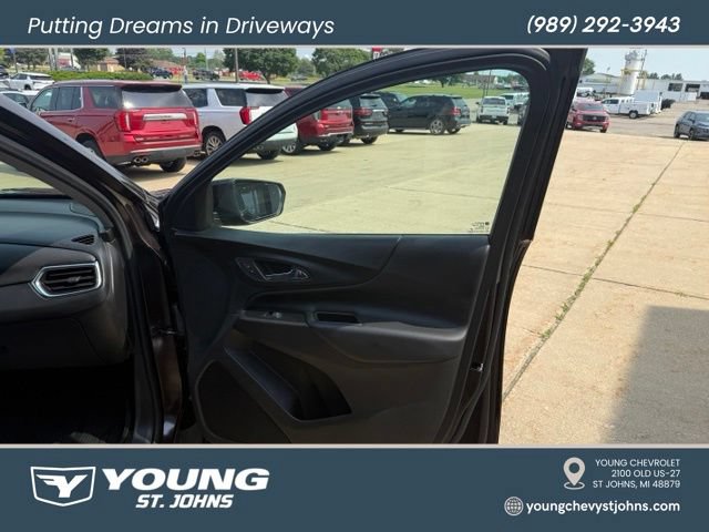 Used 2020 Chevrolet Equinox LT w/ Driver Convenience Package FWD image 16
