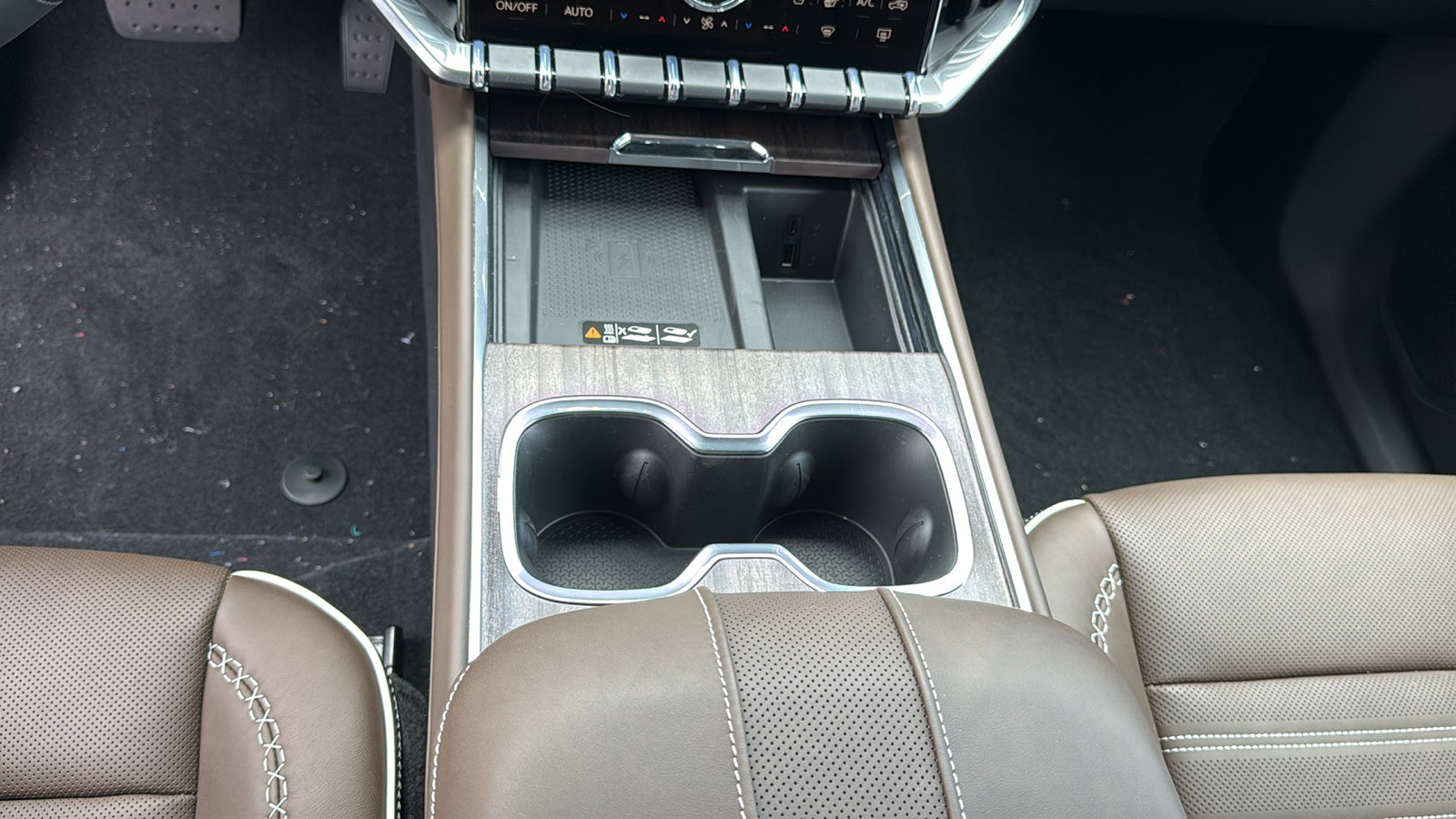 New 2026 GMC Acadia Denali Ultimate image 17