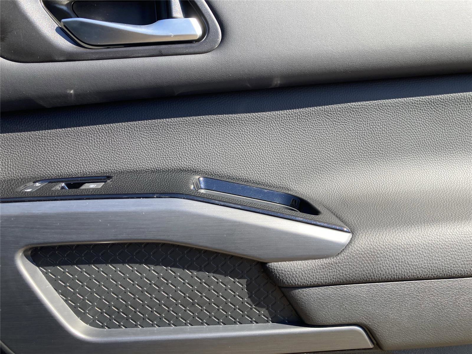 New 2026 Nissan Pathfinder SL w/ SL Premium Package image 32