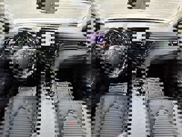 Used 2024 Toyota Camry SE image 26