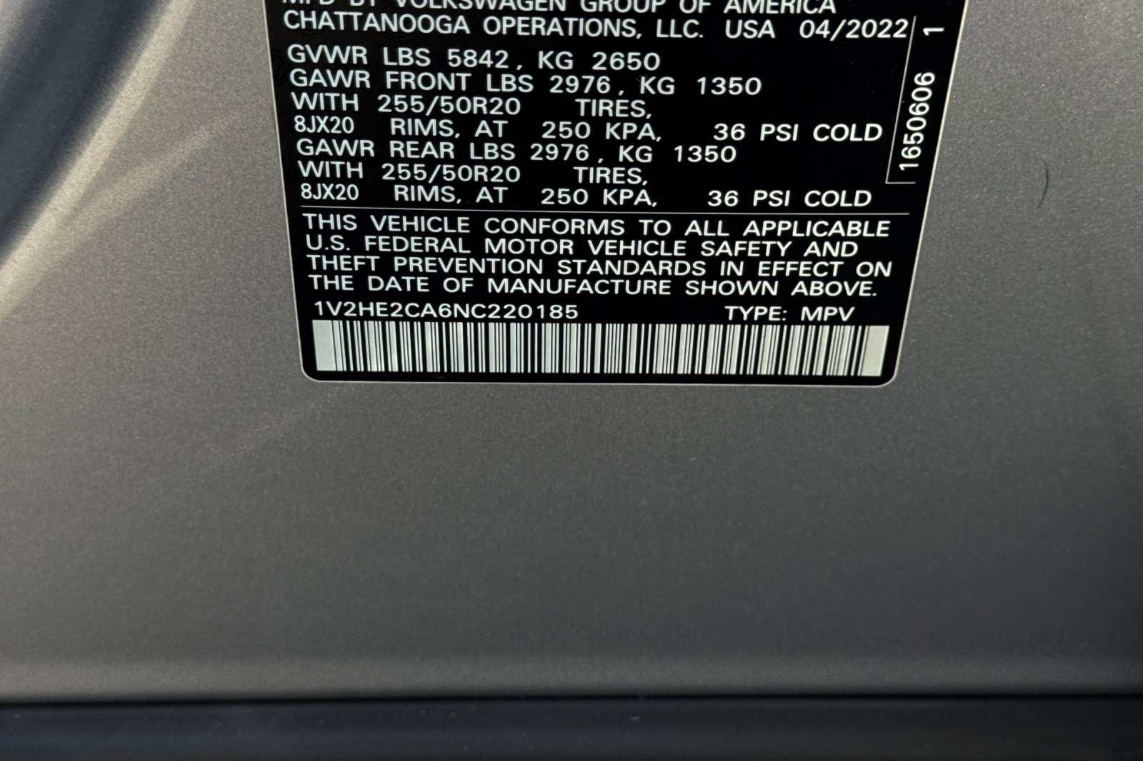 Certified 2022 Volkswagen Atlas Cross Sport SE image 30