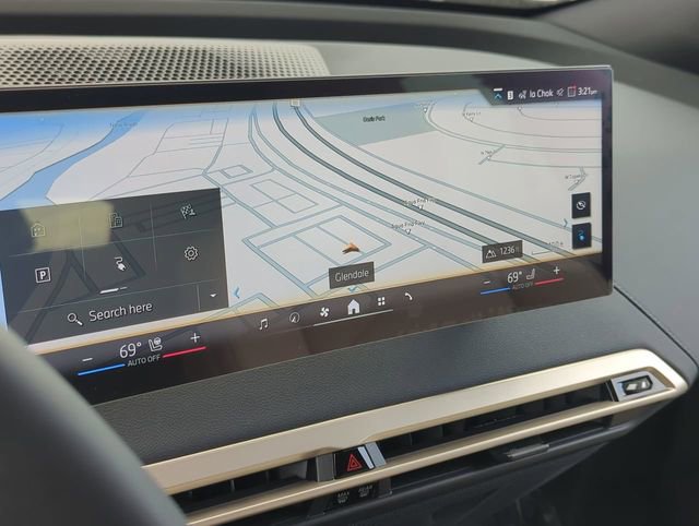 New 2026 BMW iX xDrive45 w/ Premium Package image 19