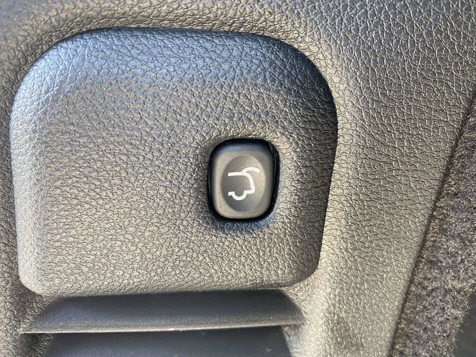 Certified 2024 Dodge Durango R/T image 38