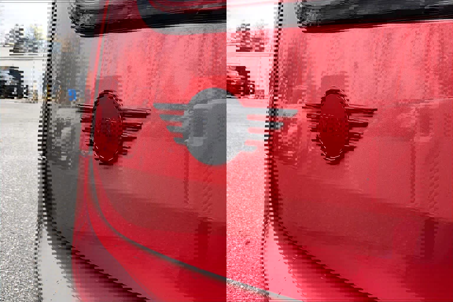 Used 2024 MINI Cooper Clubman S image 9