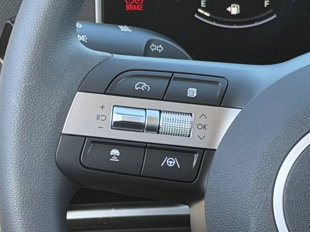 New 2026 Hyundai Tucson SE image 13