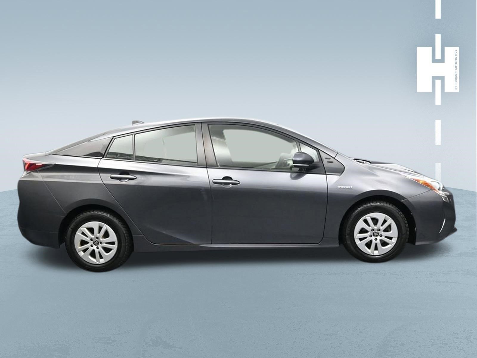 Used 2017 Toyota Prius Two image 3