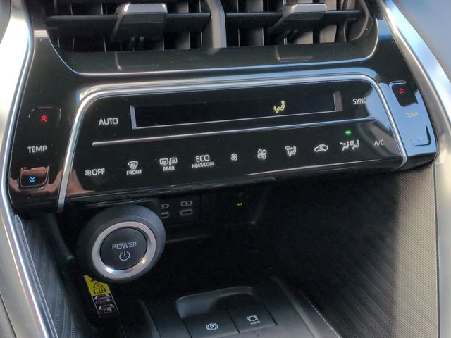 Certified 2024 Toyota Venza Limited AWD/4WD image 24