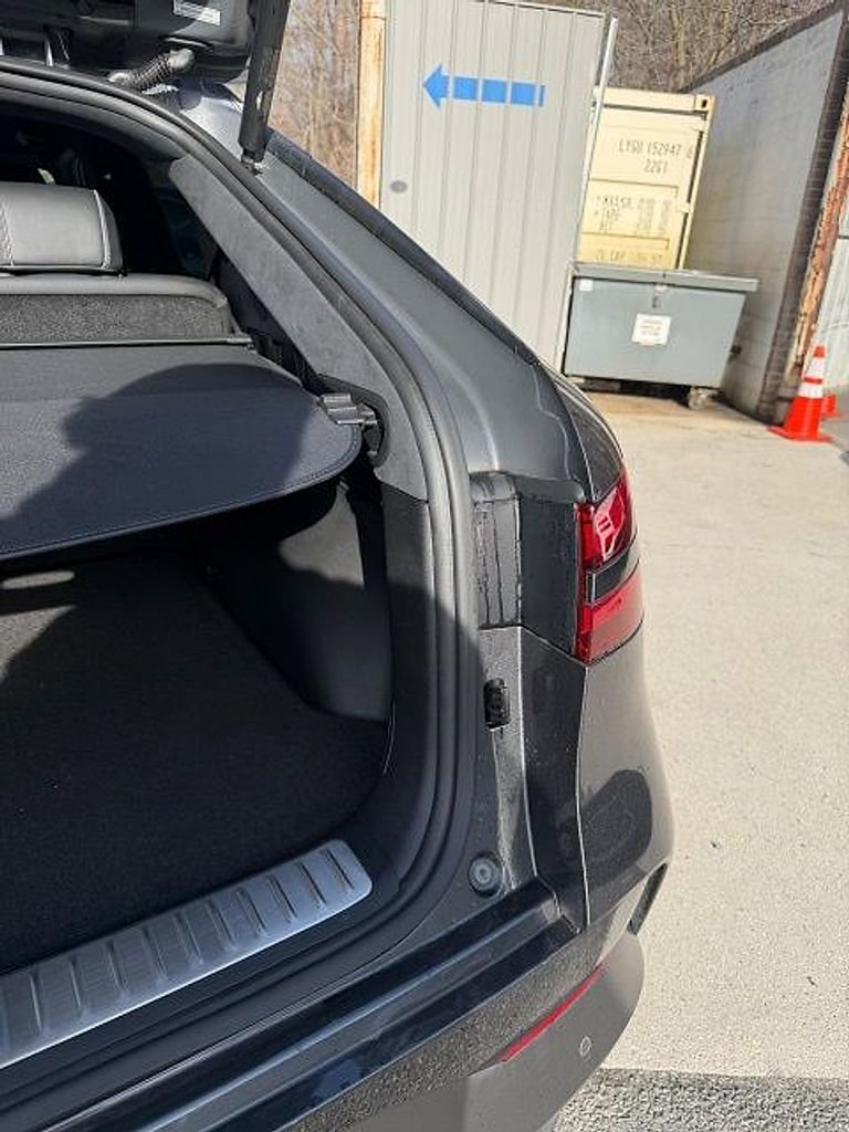 Used 2023 Genesis GV60 Performance image 11