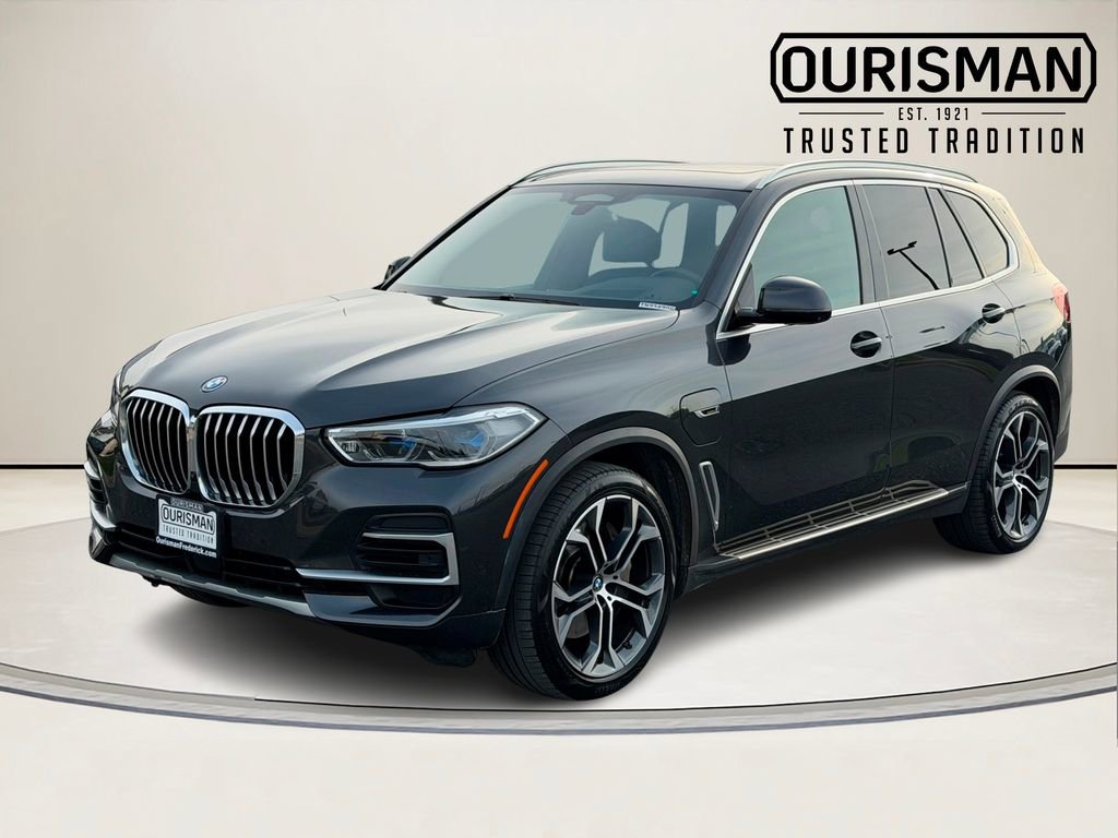 Used 2023 BMW X5 xDrive45e w/ Executive Package image 5