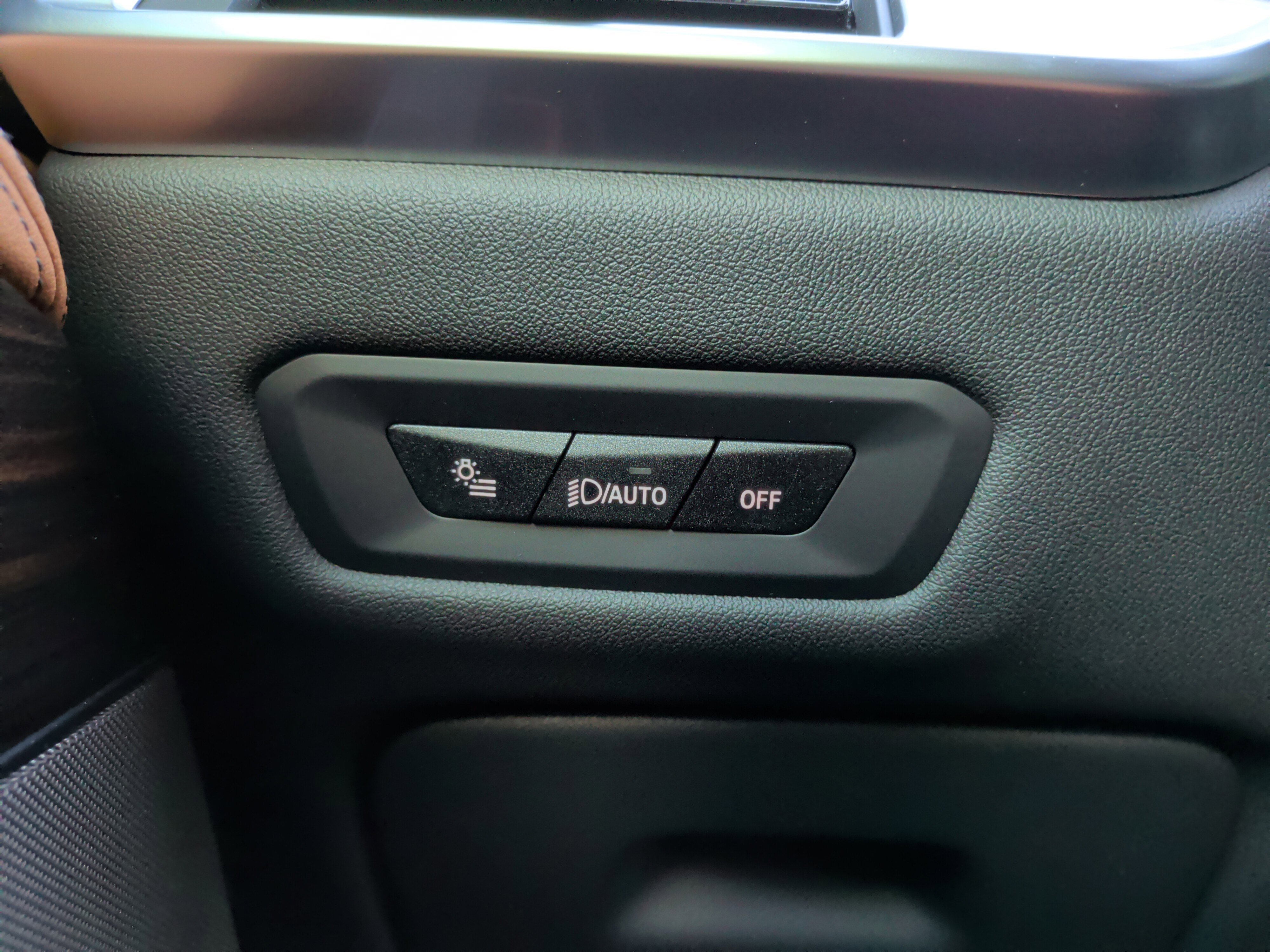 Used 2026 BMW X5 xDrive40i w/ Climate Comfort Package image 26