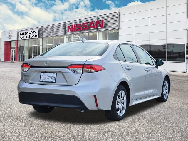Used 2024 Toyota Corolla LE image 4