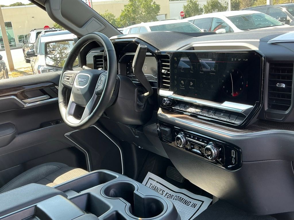 Used 2025 GMC Sierra 1500 Elevation image 16