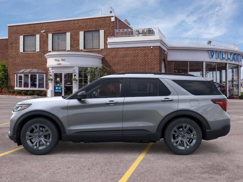 New 2026 Ford Explorer Active w/ Active Comfort Package AWD/4WD image 3