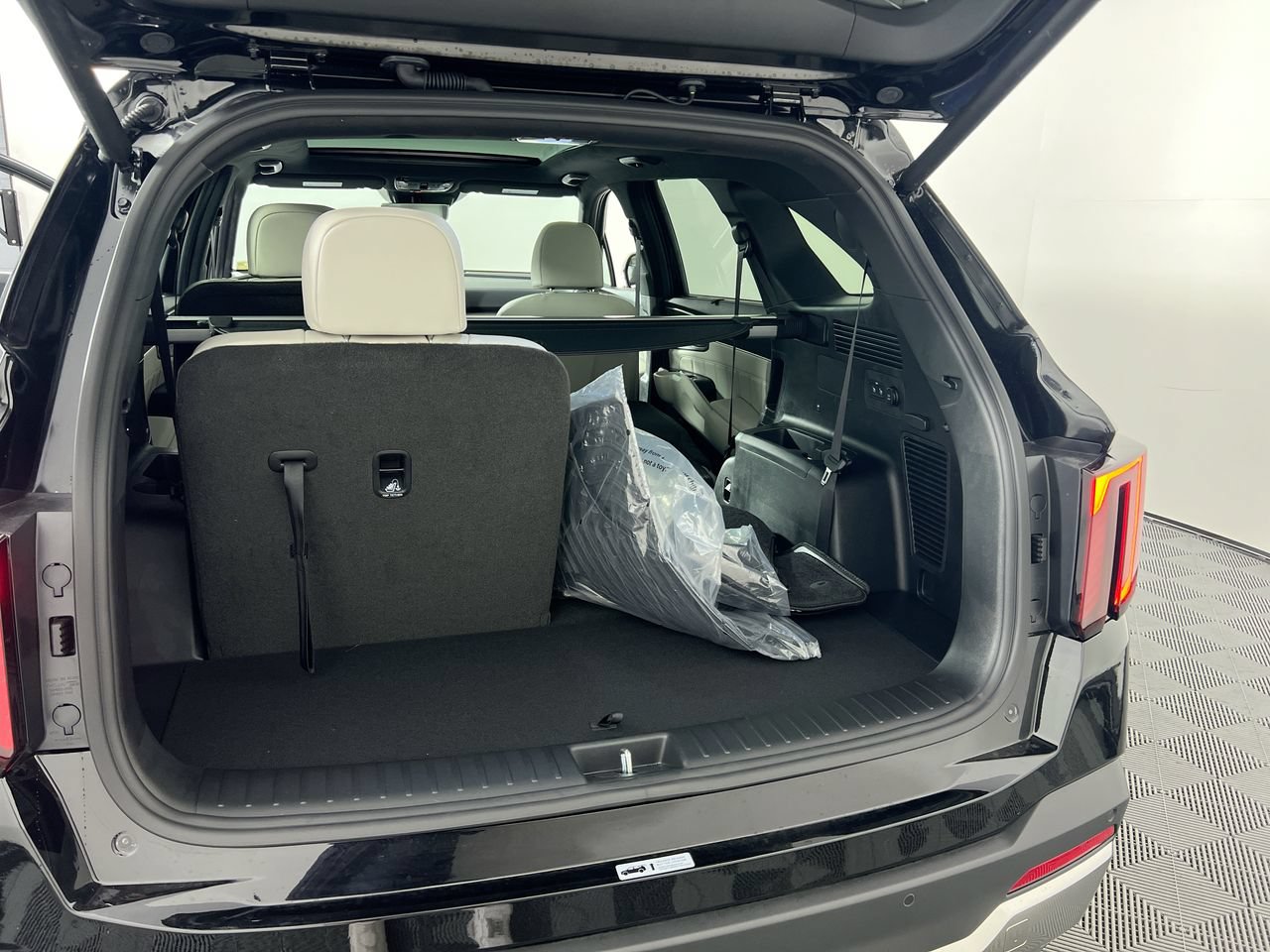 New 2026 Kia Sorento EX FWD image 36