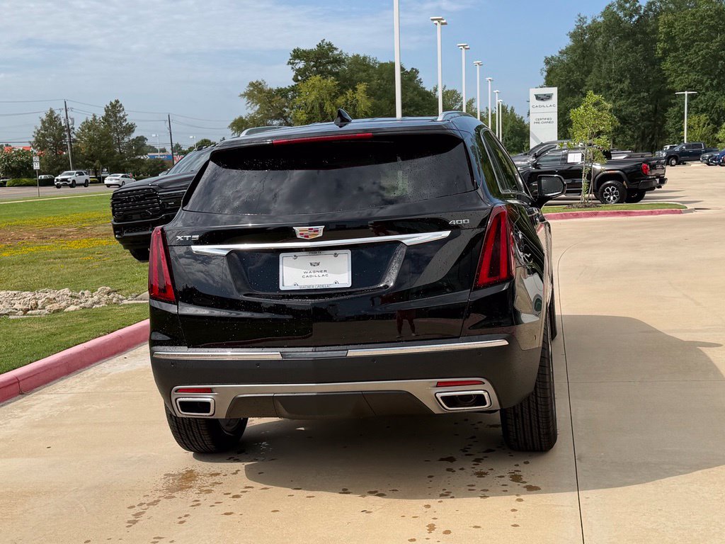 New 2026 Cadillac XT5 Premium Luxury w/ Driver Assist Package FWD image 5