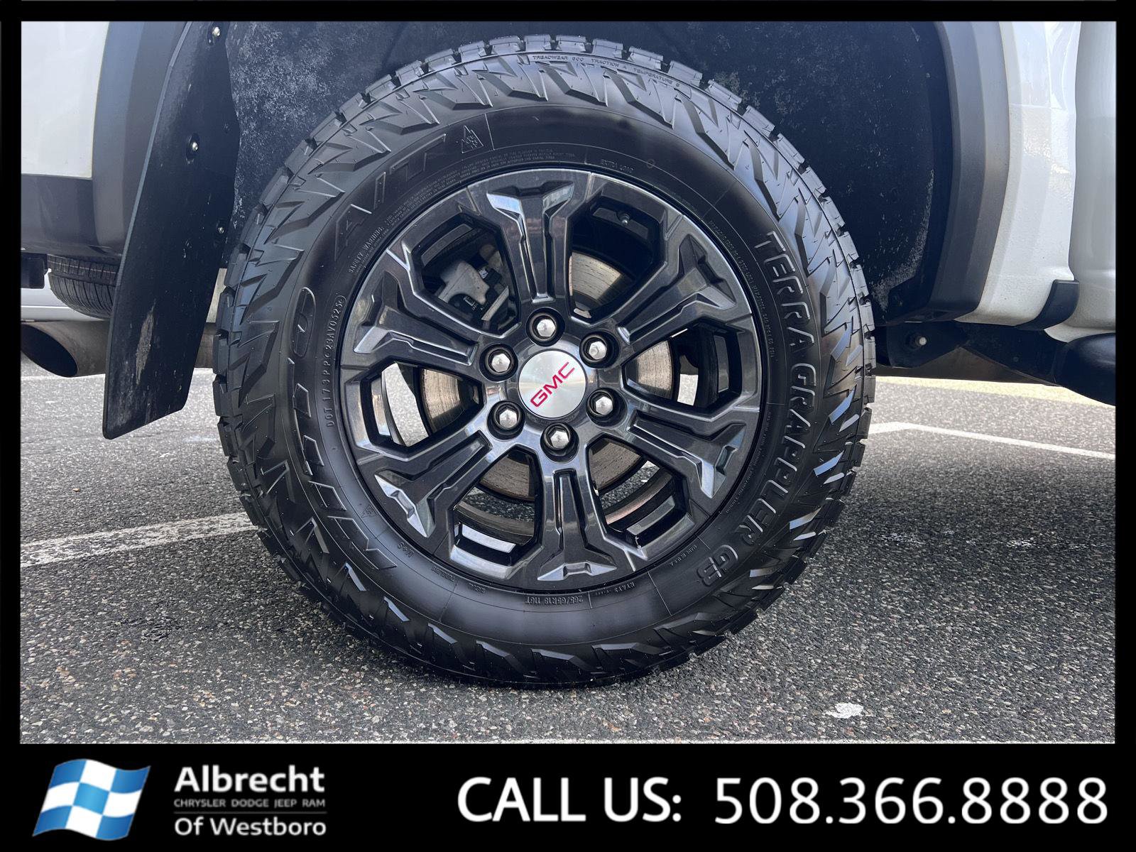 Used 2023 GMC Canyon Elevation w/ Convenience Package image 32