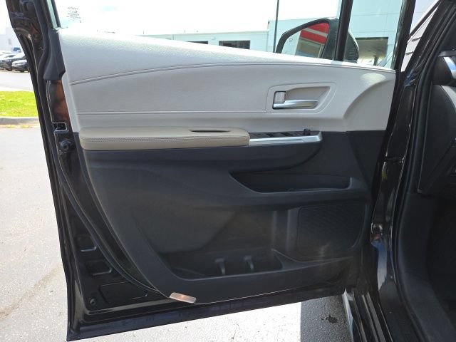 Used 2022 Toyota Sienna XLE FWD image 13