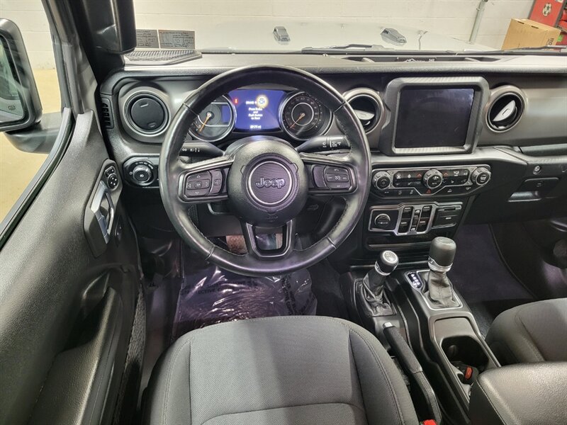 Used 2022 Jeep Wrangler Unlimited Sport AWD/4WD image 44