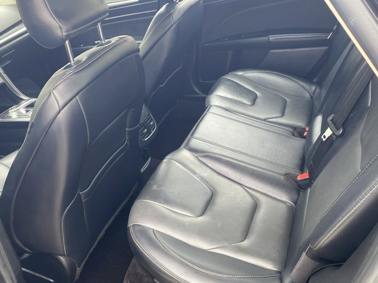 Used 2017 Ford Fusion Titanium AWD/4WD image 13