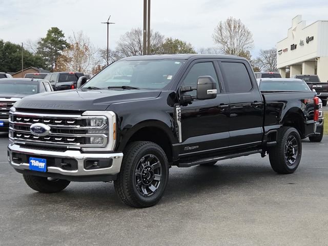 Used 2024 Ford F250 Lariat w/ FX4 Off-Road Package image 4