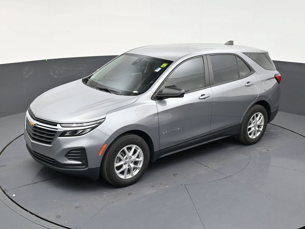 Used 2024 Chevrolet Equinox LS FWD image 12