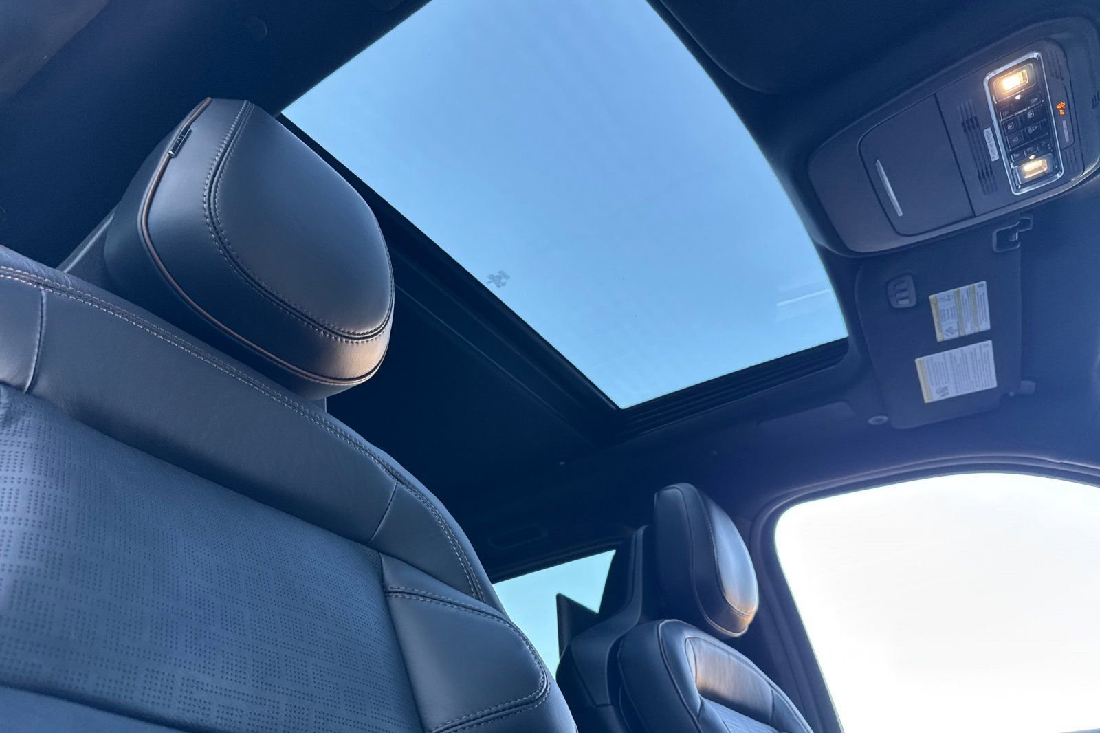 New 2026 Lincoln Navigator L Black Label image 14