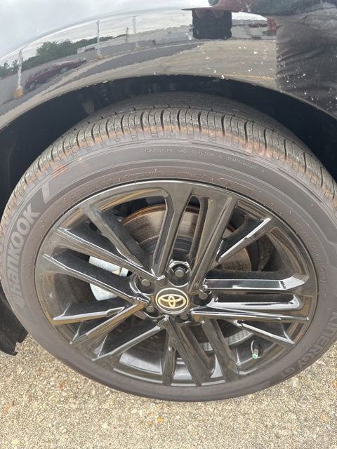 Used 2025 Toyota Camry SE FWD image 26