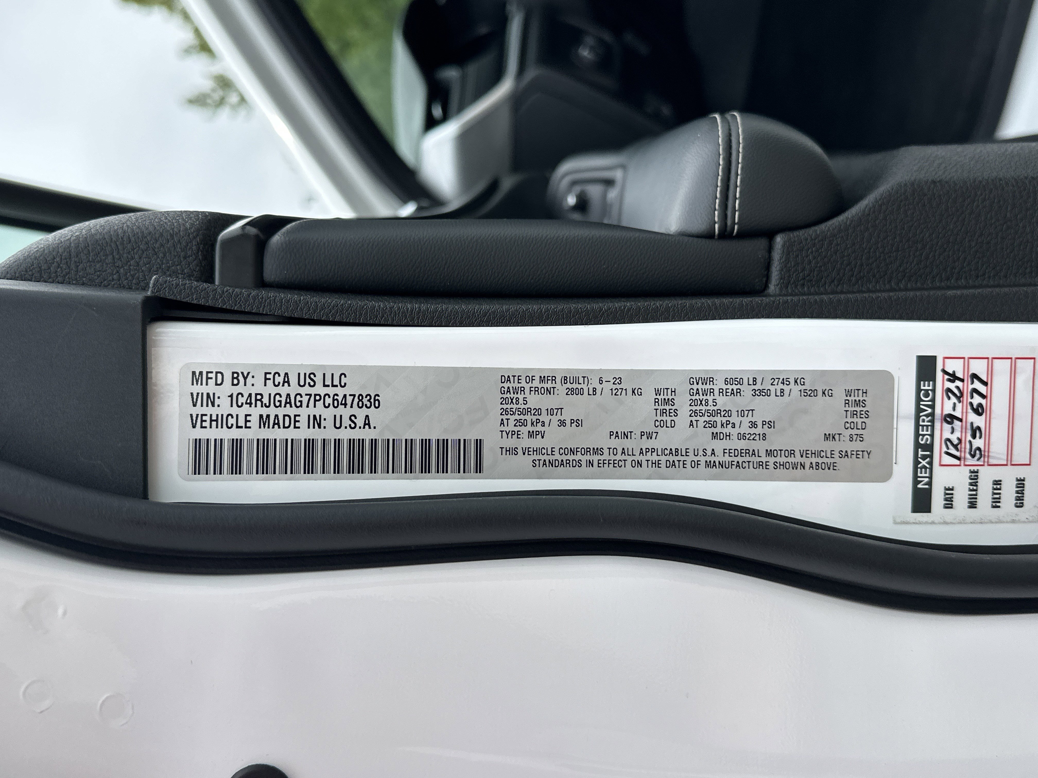 Used 2023 Jeep Grand Cherokee Altitude image 33