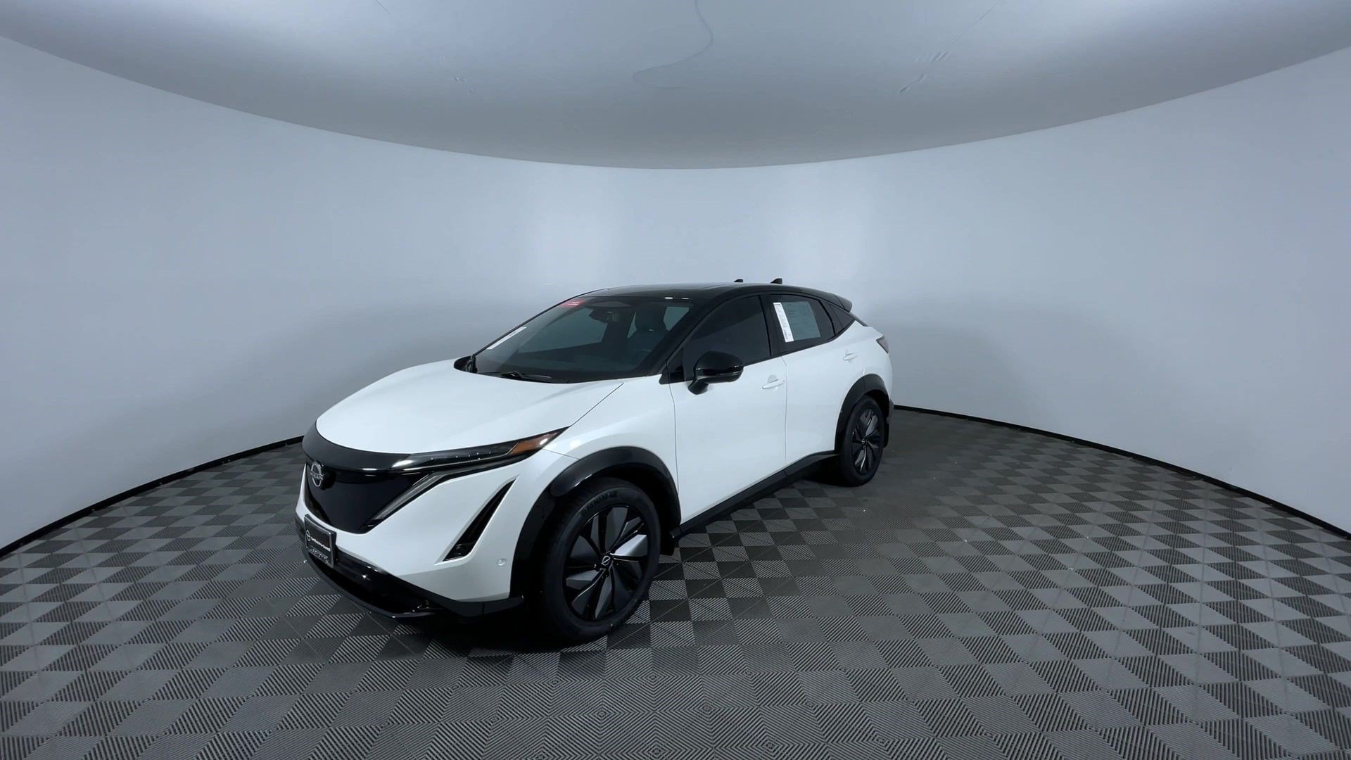Certified 2024 Nissan Ariya AWD image 4