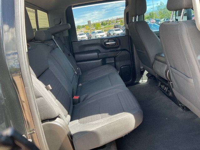 Used 2021 Chevrolet Silverado 2500 LT w/ Convenience Package AWD/4WD image 12