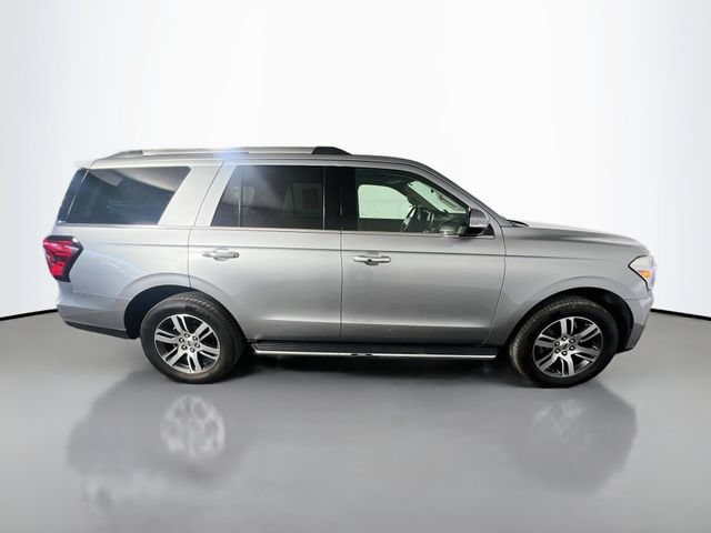 Used 2022 Ford Expedition Limited AWD/4WD image 9