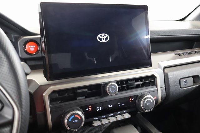 Used 2024 Toyota Tacoma TRD Sport image 17