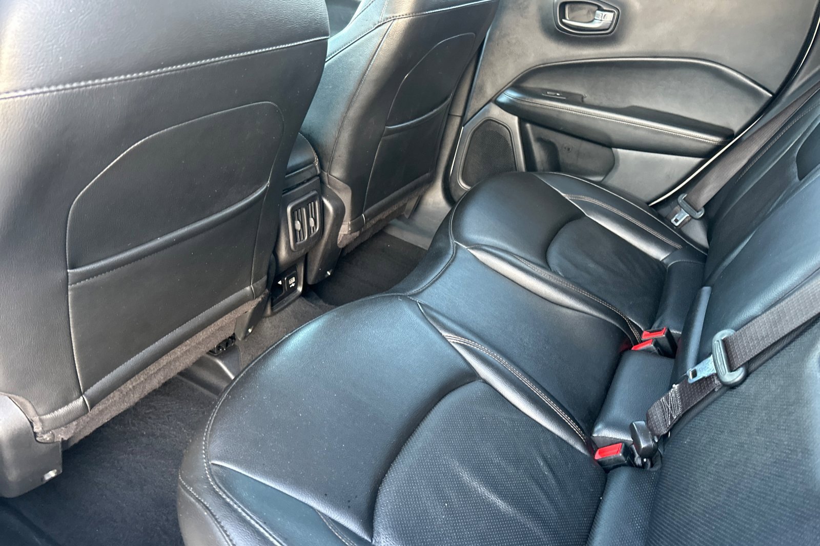 Used 2021 Jeep Compass Limited image 12