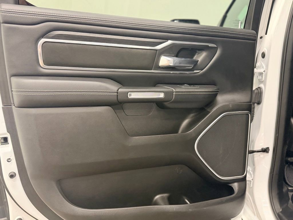 Used 2023 RAM 1500 Laramie AWD/4WD image 23