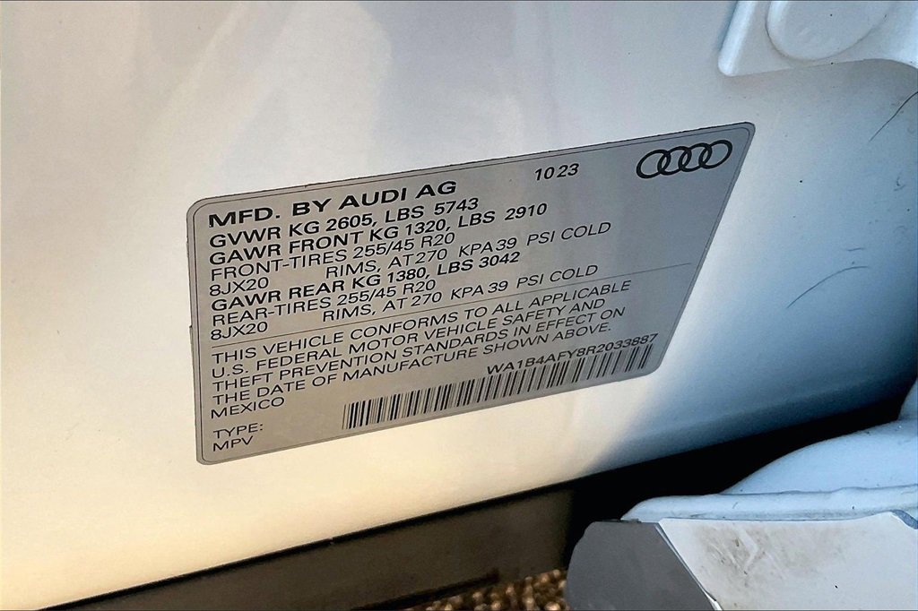 Used 2024 Audi SQ5 Premium Plus w/ Premium Plus Package image 19