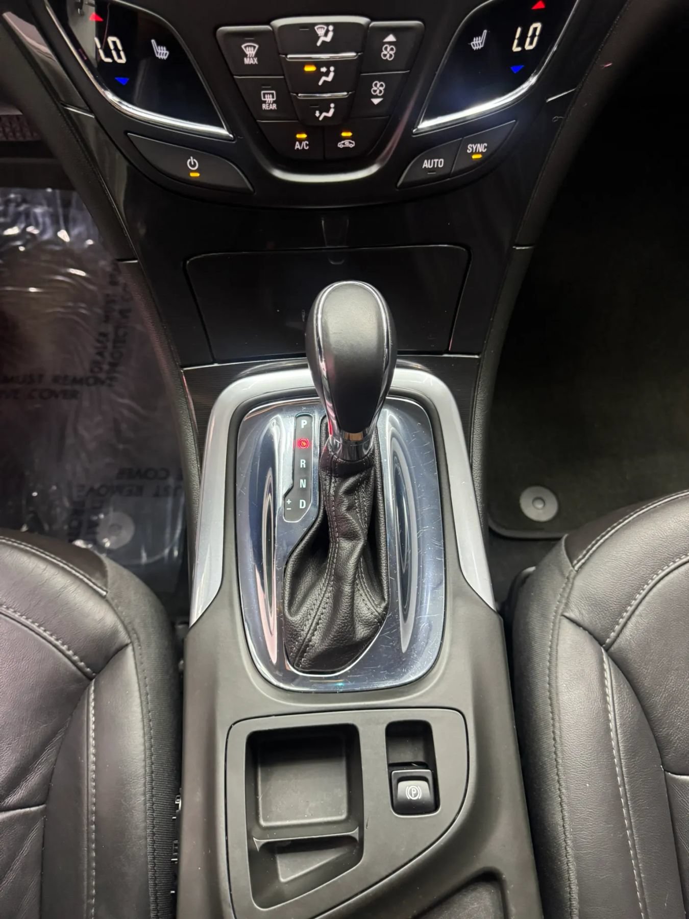 Used 2017 Buick Regal Sport Touring FWD image 16