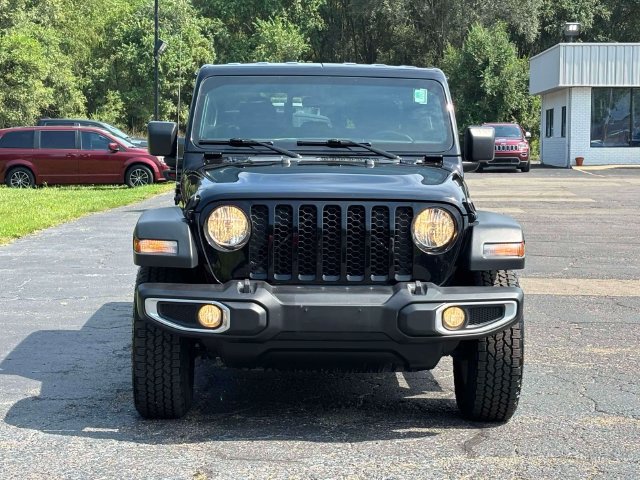 Used 2023 Jeep Gladiator Sport AWD/4WD image 31
