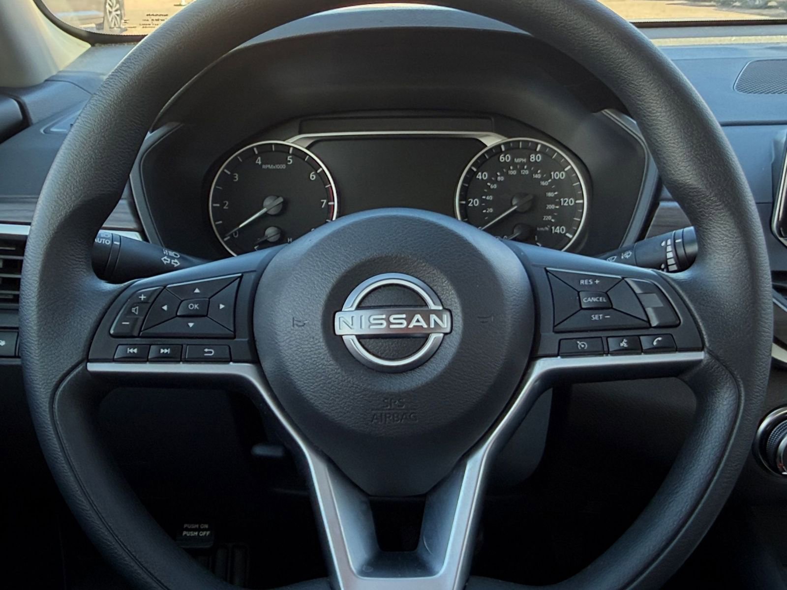 Used 2025 Nissan Altima 2.5 SV image 25