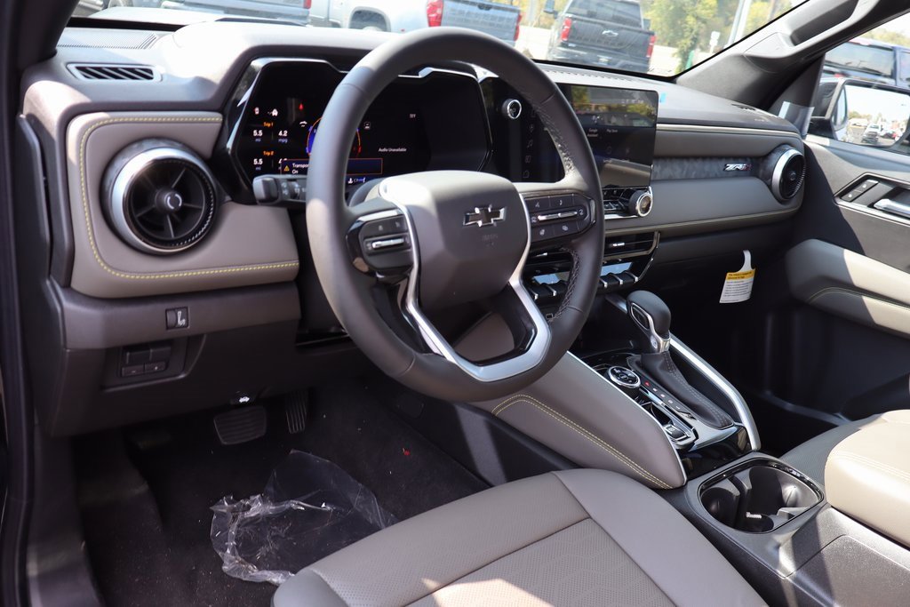New 2026 Chevrolet Colorado ZR2 w/ ZR2 Bison Edition image 4