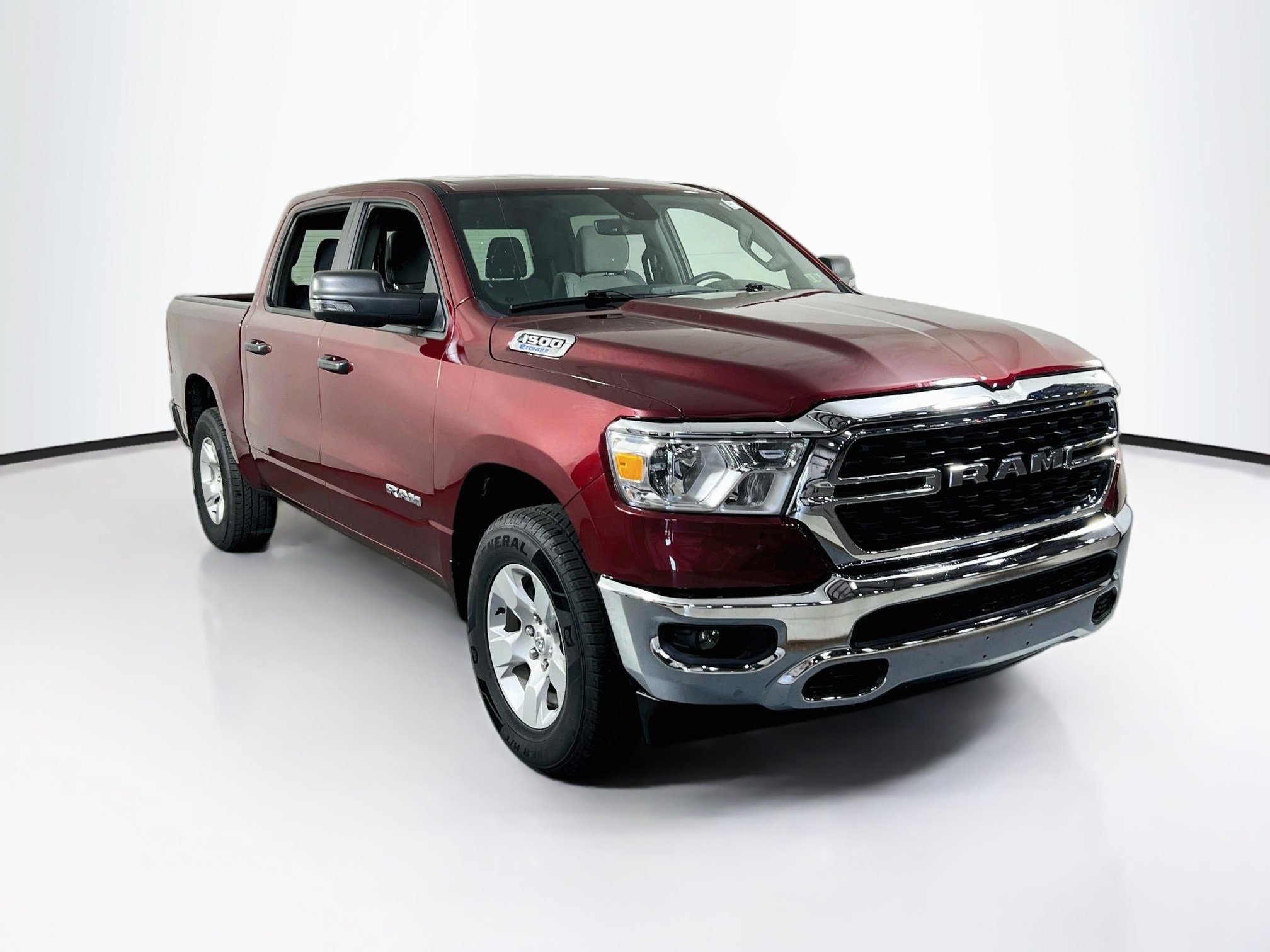 Used 2023 RAM 1500 Big Horn AWD/4WD image 3
