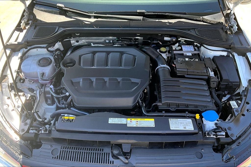 New 2026 Volkswagen GTI SE FWD image 9