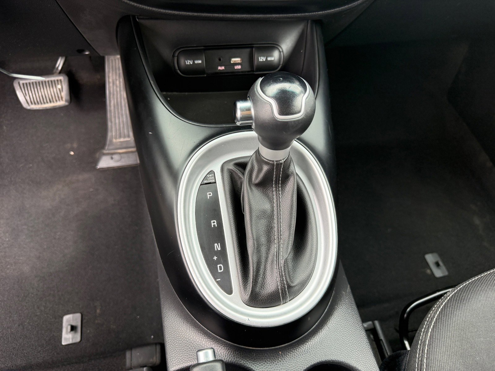 Used 2017 Kia Soul + FWD image 22