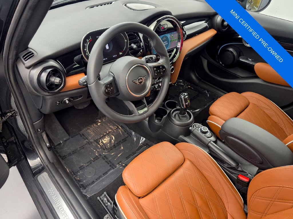 Used 2024 MINI Cooper S w/ Signature Upholstery Package FWD image 10