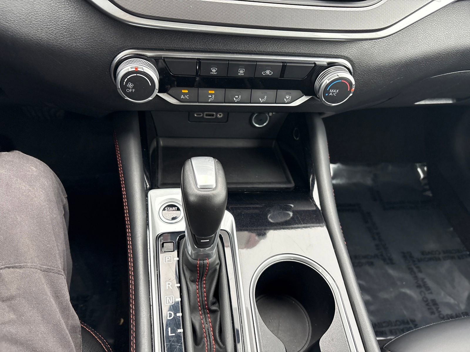 Used 2025 Nissan Altima 2.5 SR image 18