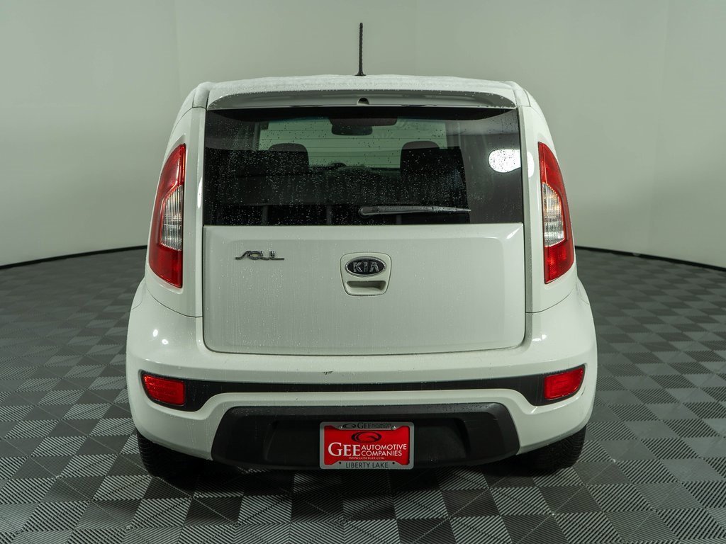 Used 2012 Kia Soul + image 5