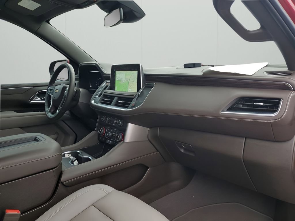 Used 2024 Chevrolet Tahoe LT w/ Luxury Package image 14